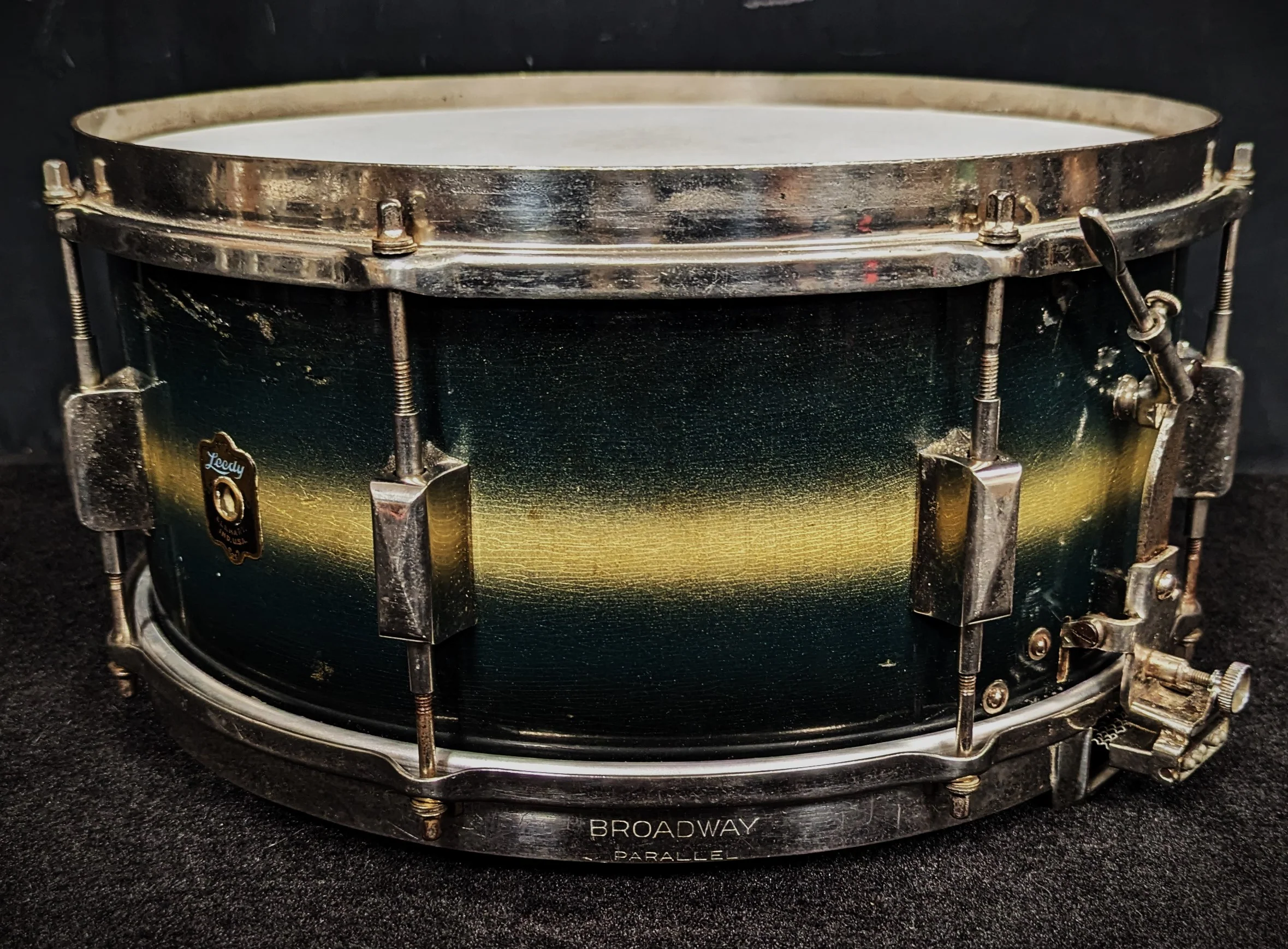 Vintage 1936 Broadway Parallel Snare - Image 3