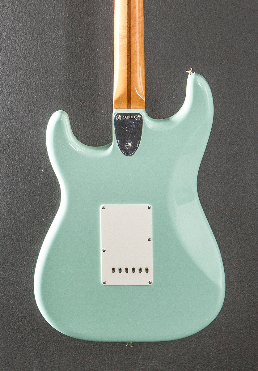 Vintera II 70's Stratocaster - Surf Green w/Rosewood - Image 4