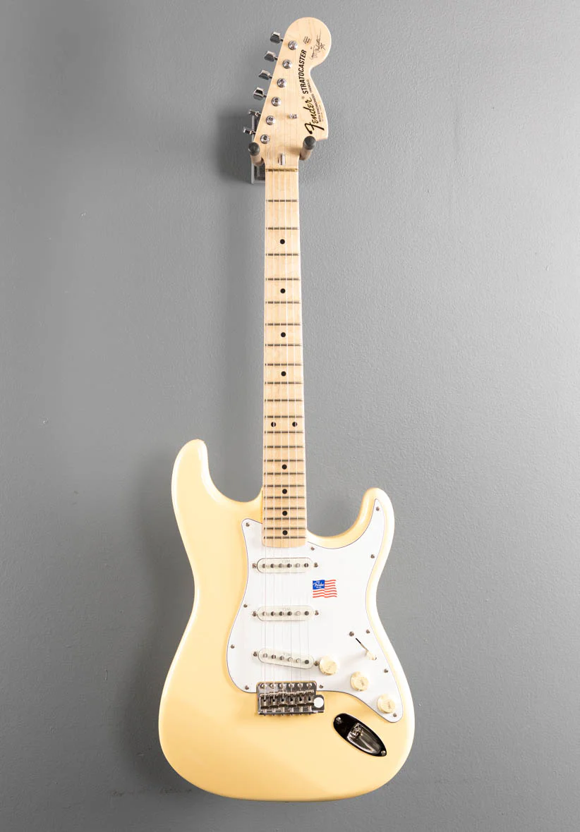 Yngwie Malmsteen Stratocaster - Vintage White w/Maple - Image 2
